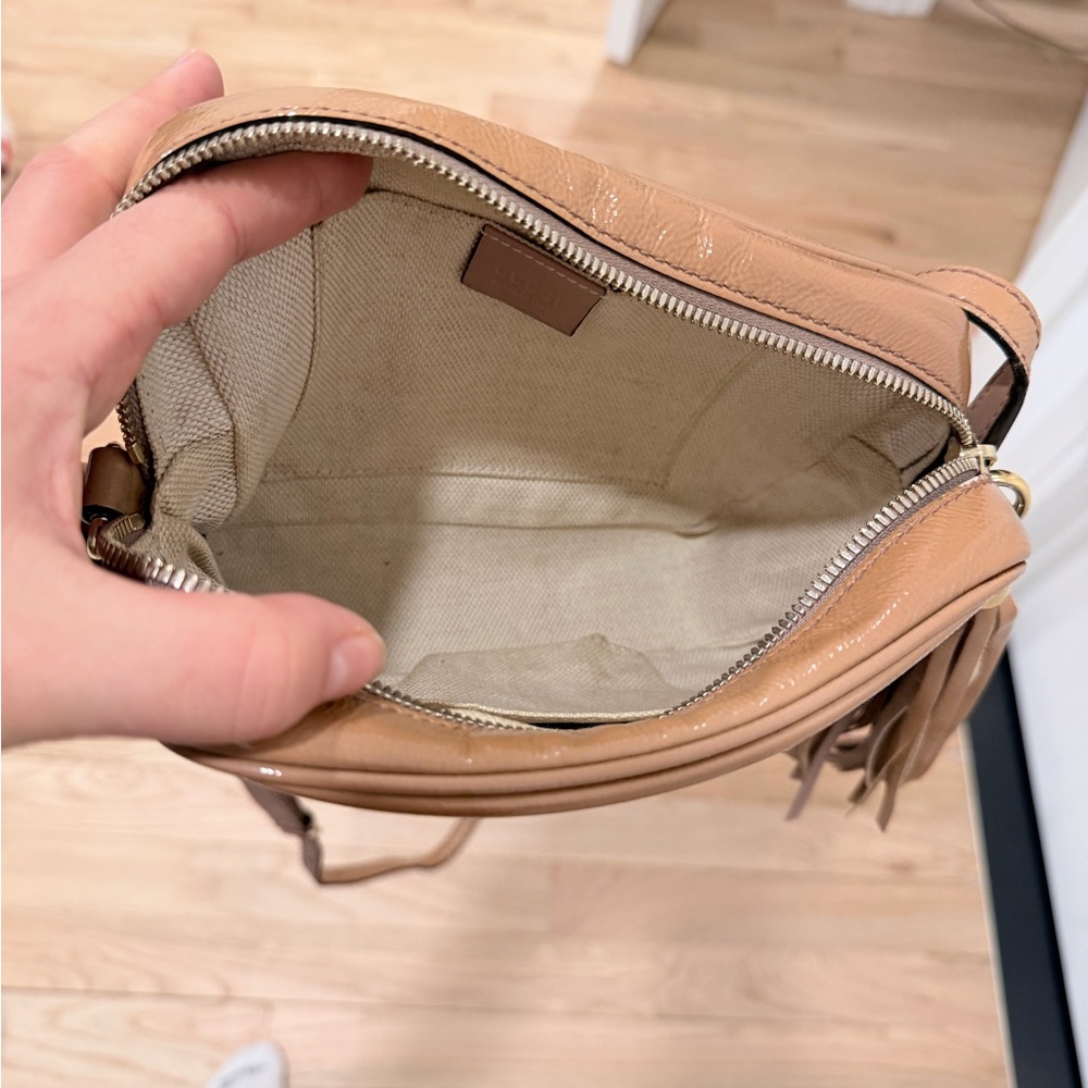Gucci Soho Disco Crossbody Bag – Tan / Nude - Picture 13 of 15